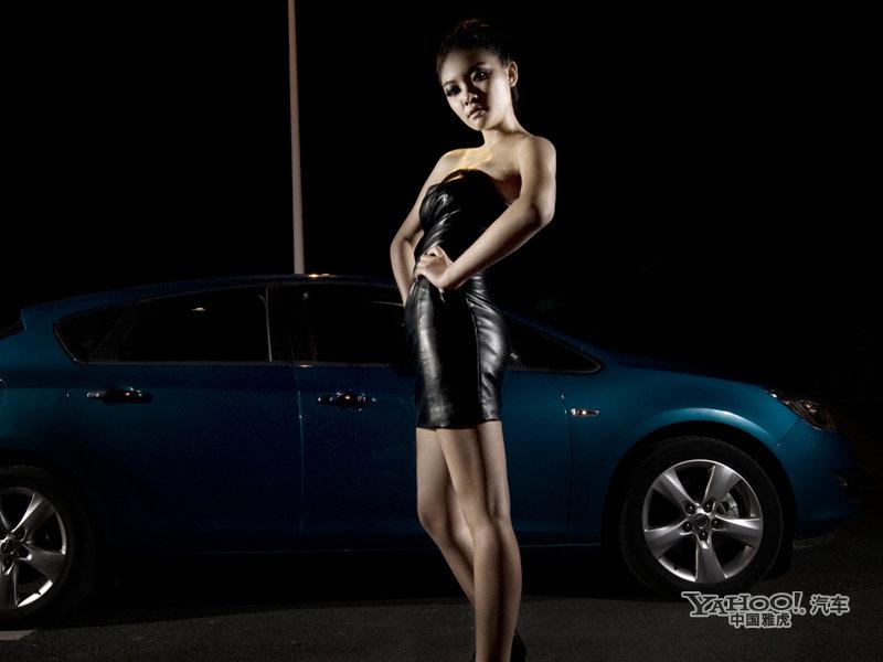 <em>姐妹花</em>速度与<em>激情</em> 低胸黑色期待<em>激情</em>邂逅-汽车