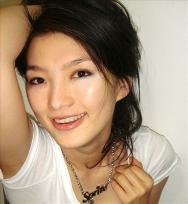 桌面郑虹<em>阿黛尔</em>||纤黛尔内衣logo||菲黛尔<em>文胸</em>