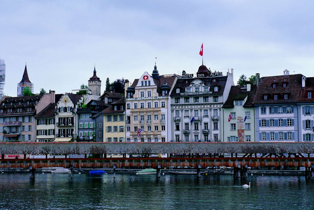 鲁汶大学世界排名_鲁汶大学(3)