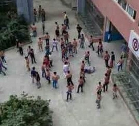 打群架图片(2)图片 打群架图片(2)图片大全_社会热点 ...