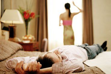 组图:男子趁<em>妻子姐姐</em>酒醉欲施暴 因早泄将对方