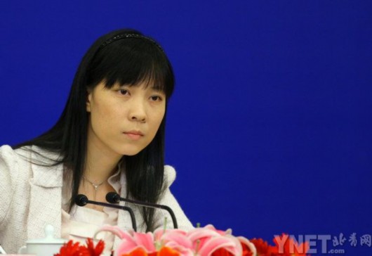 组图:<em>两会</em><em>任性</em><em>翻译姐</em>张蕾走红 盘点历届<em>两会</em>