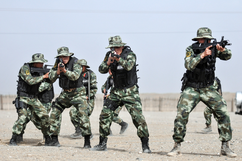 如何成为武警特战队员 176012159.jpg