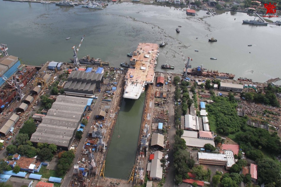 组图:印度国产航母维克兰特号第3次下水