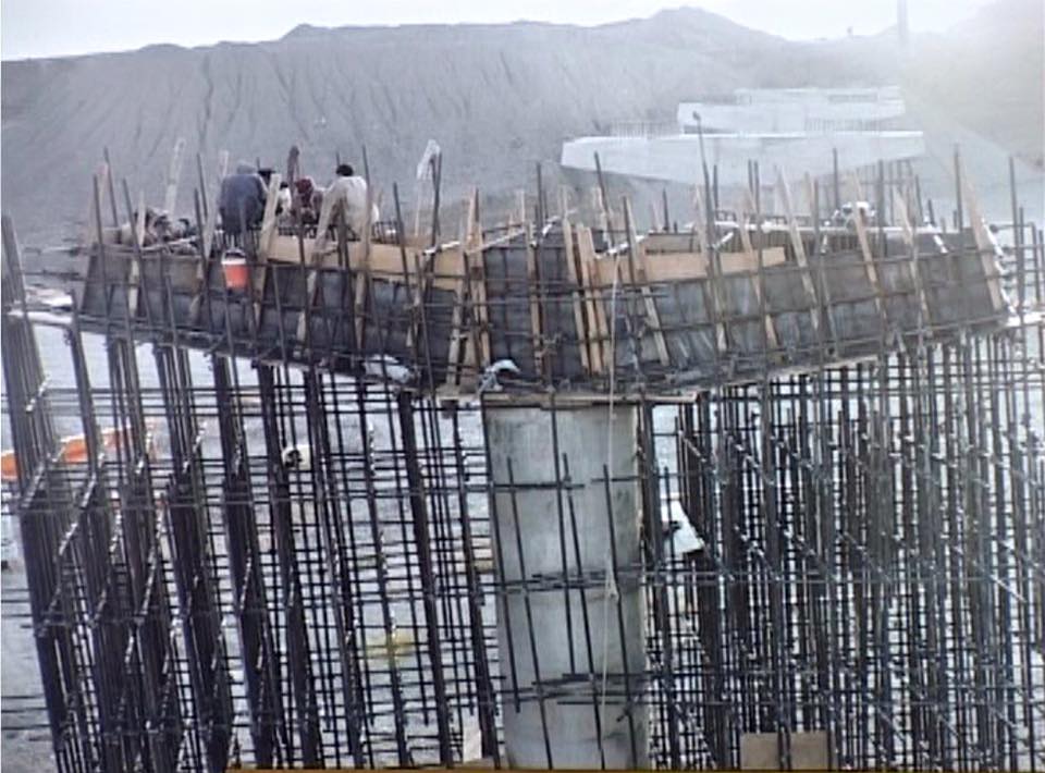 中巴经济走廊西线开建 巴基斯坦部长探访工地