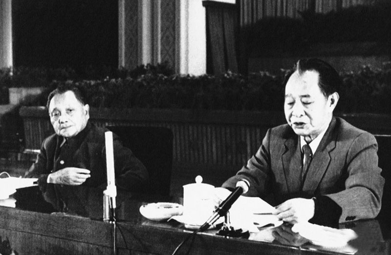 胡耀邦留下八大政声在人间(组图) 