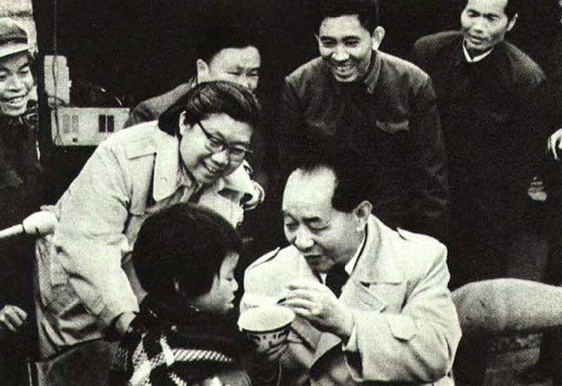 胡耀邦留下八大政声在人间(组图) 