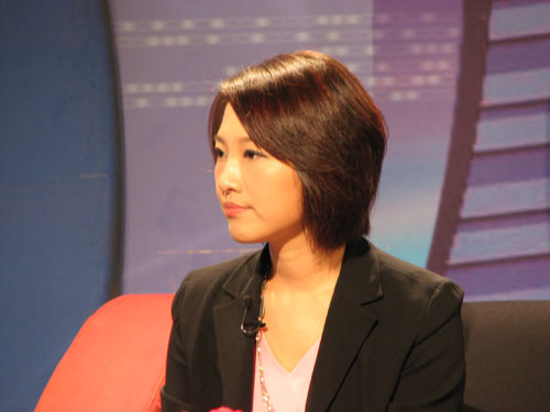 热议:广州电视台美女主播张小莉否认与张广宁结婚