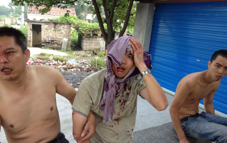 9月4日,天涯论坛上《中铁六局局长赵占虎组织几百黑社会暴徒欧打手无